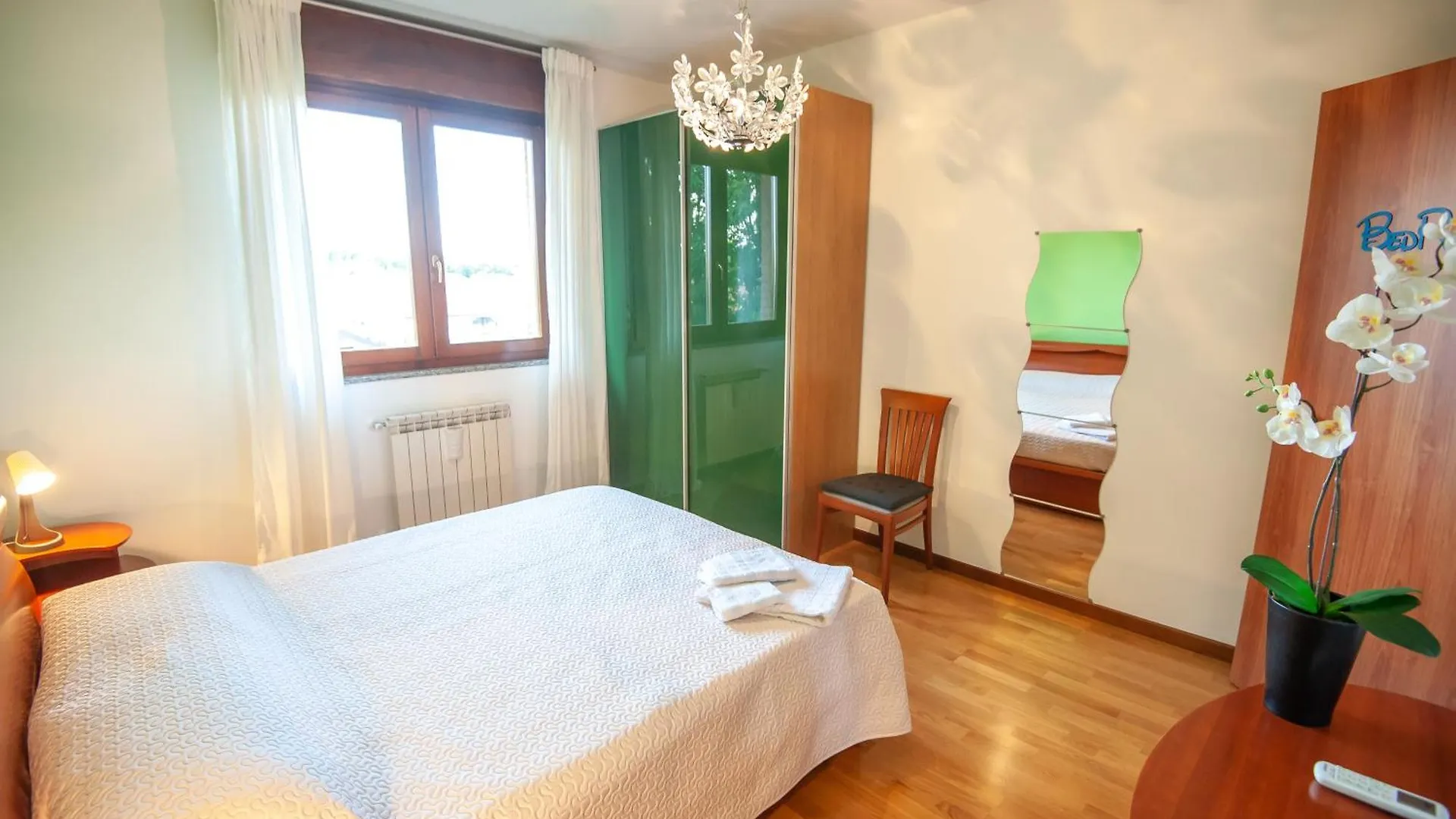 Monica Casa Vacanza 布斯托阿西齐奥